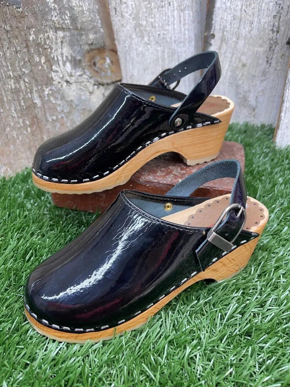 Hanna Andersson Black Patent Leather Wedge Clog Sandals EU30 Kids 12.5